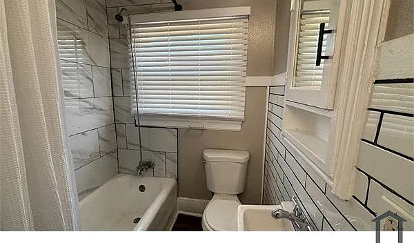 208 N Glenn Ave — Photo 7