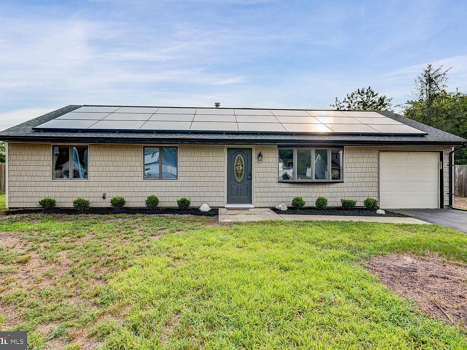 1st image of 56 Georgetown Blvd