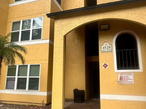 4512 Commander Dr, Orlando, FL