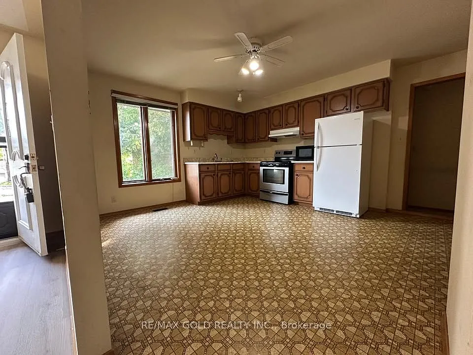 2 bed, $2,150 — Photo 2
