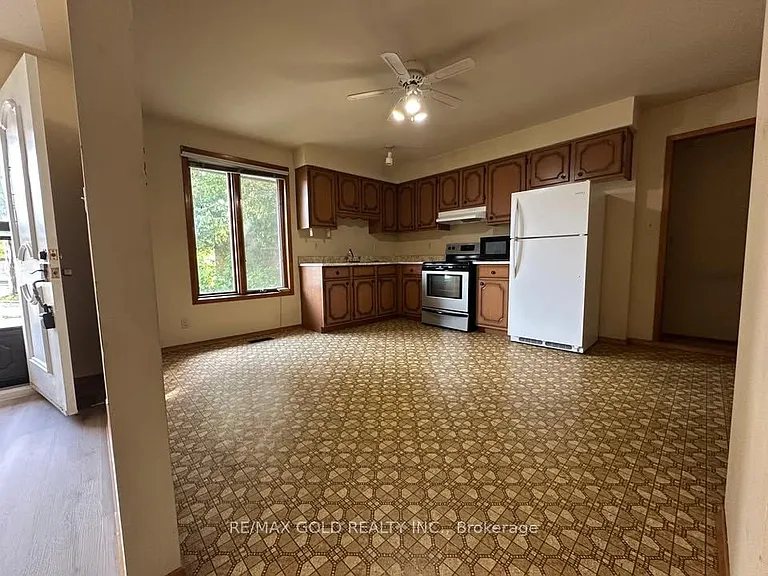 1711 Hansuld St — Photo 2