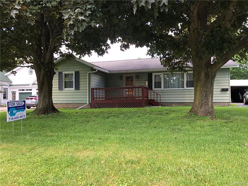 1st image of 15 Willard St
