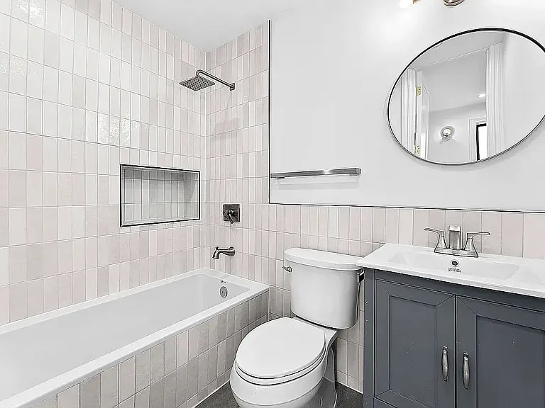 68 Linden St #2 — Photo 10