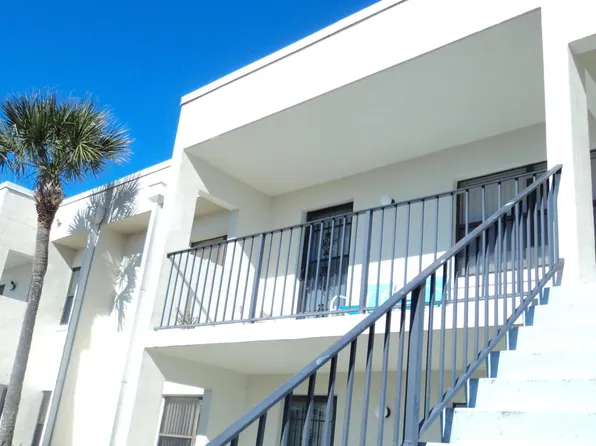 1950 Atlantic St APT 225, Melbourne Beach, FL 32951