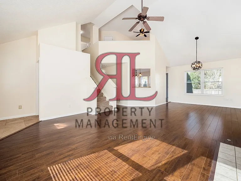 5333 Timber Grove Dr — Photo 3