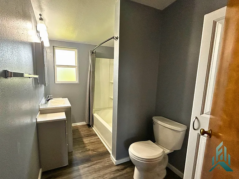 4534 SE 3rd St — Photo 12