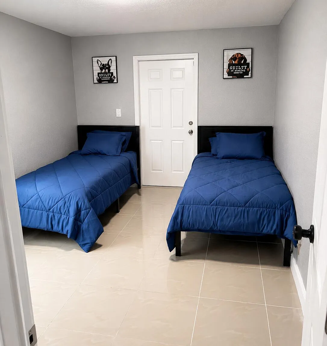 4 bed, 2.0 bath, 2678 sqft, $3,800 — Photo 3