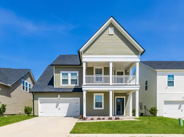 216 Red Bluff St, Summerville, SC 29483