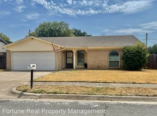 6600 Brookdale Dr, Watauga, TX 76148