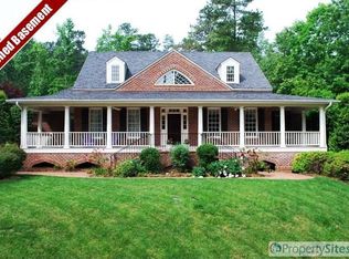 8901 Hometown Dr, Raleigh, NC 27615