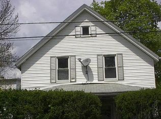 18 E Orchard St, Woonsocket, RI 02895