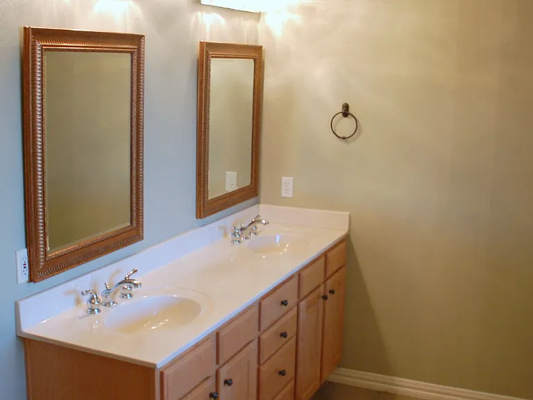 4747 W Mayflower Ct — Photo 5