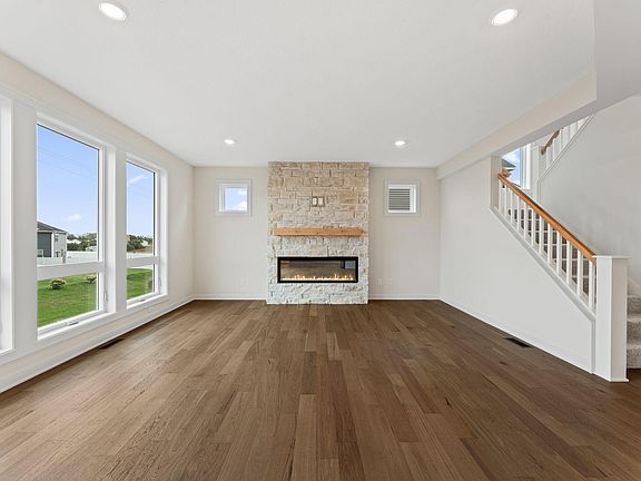5th image of 14348 Acer Ave