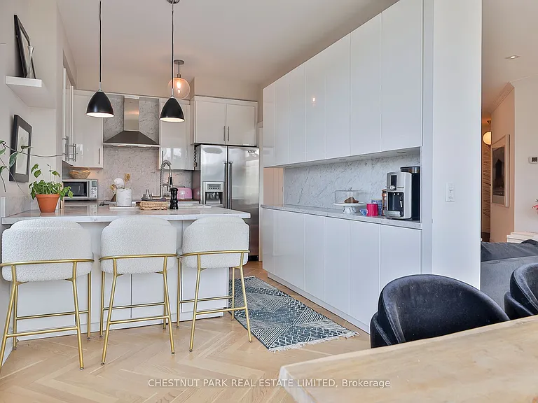 319 Merton St #514 — Photo 7