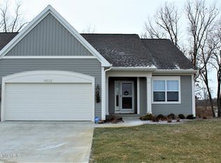 14218 Bridgeview Point, Vicksburg, MI 49097