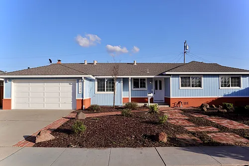 5138 Eggers Dr Photo 1