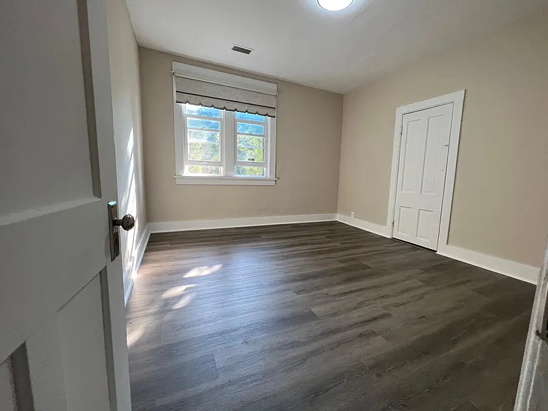3733 S Kansas Ave #UPPER — Photo 6