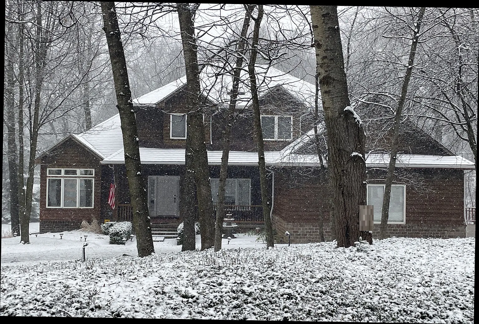 215 Cayuga Rd photo 1