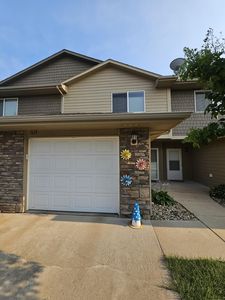 1619 Nicklaus Dr, Aberdeen, SD, 57401