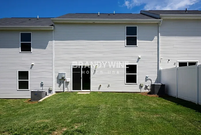 2031 Talbert Ct — Photo 25