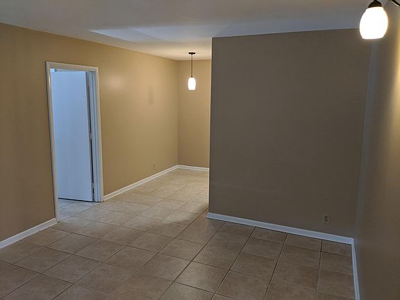 3rd image of 2601 Hillsboro Pike #1