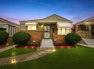 7820 S Sawyer Ave #G, Chicago, IL 60652