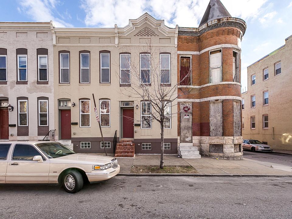 Don't worry -- the 'jewel' of the corner building belongs to the developer with plans to start a complete renovation in spring 2020!!! Available for pre-construction sales contract!!! Contact for details!!!