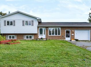 20 Locke St, Miramichi, NB E1V 3X7