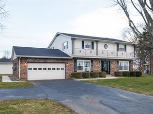 2877 Swailes Rd, Troy, OH 45373