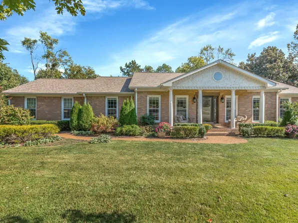 5504 Trousdale Dr, Brentwood, TN 37027