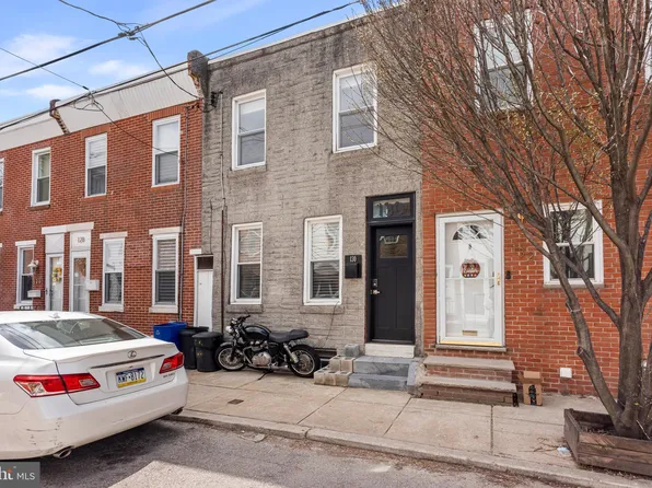 130 McClellan St, Philadelphia, PA 19148