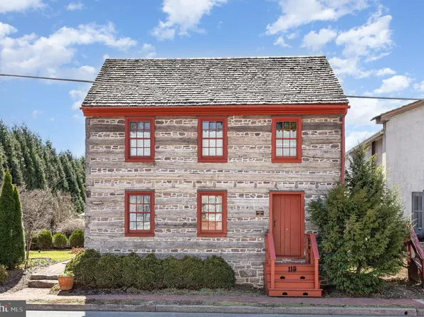 115 E King St, East Berlin, PA 17316