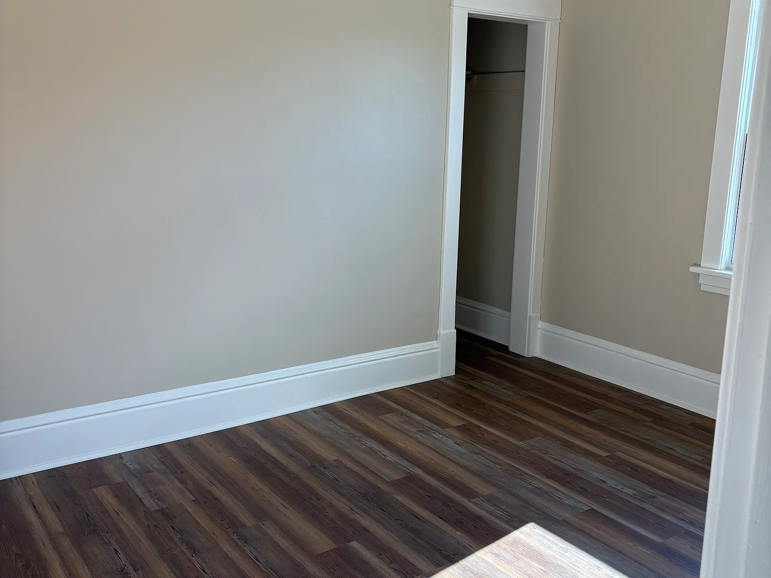 3 bed, 1.5 bath, 1080 sqft, $1,750 — Photo 4