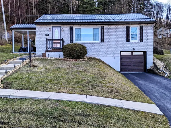 2 W 5th St, Clearfield, PA 16830