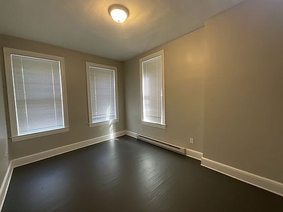 5th image of 336 W Philadelphia St