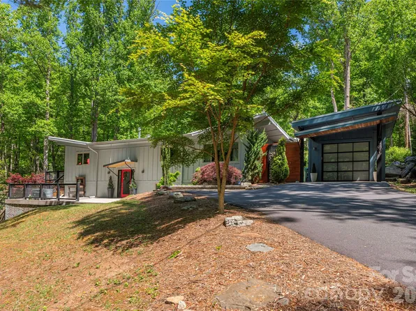 5 Crooked Tree Ln, Black Mountain, NC 28711