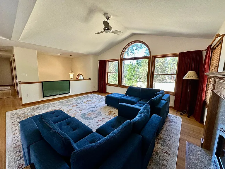 6425 Coopers Hawk Rd — Photo 15