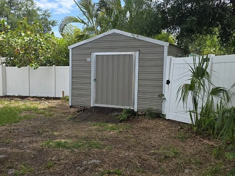 Shed