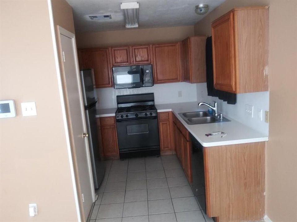 1st image of 8827 Deer Meadow Dr