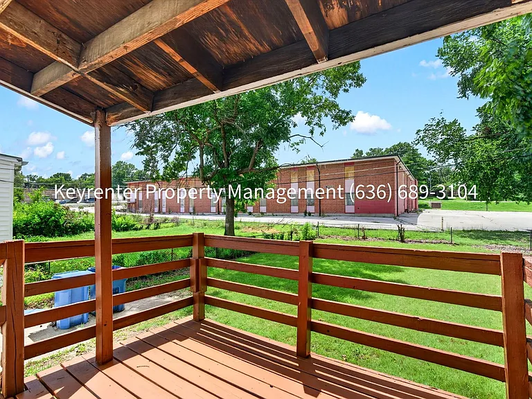 6317 Abbott Dr — Photo 19