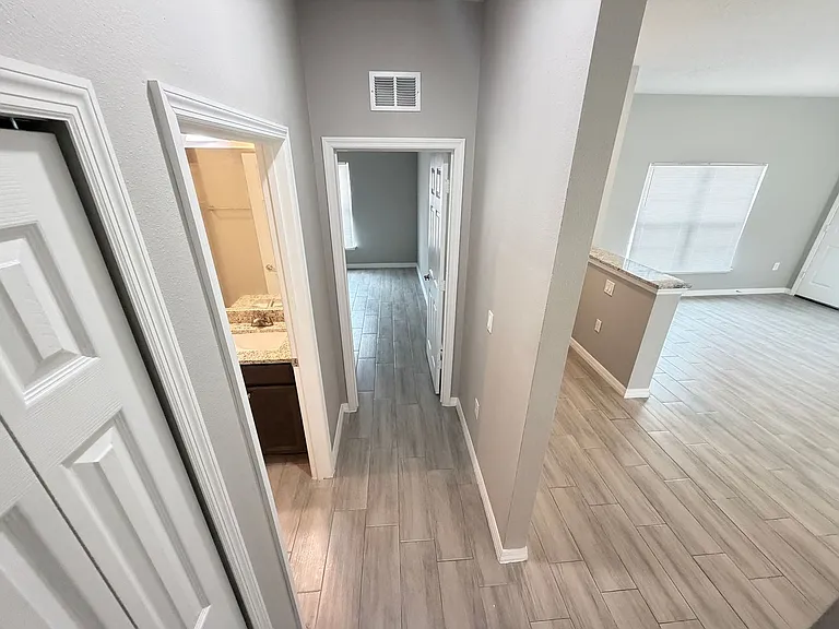 1388 Hazel St NW — Photo 11