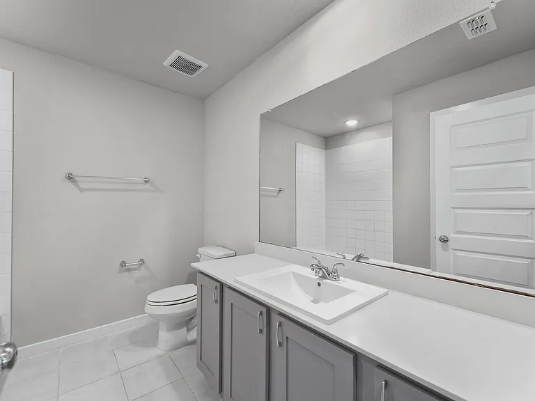 124 Mandarin St — Photo 12