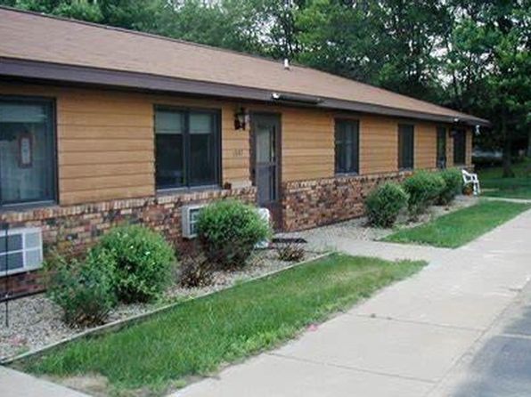 1077 Apple Ave