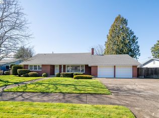 2774 Sarah Ln, Eugene, OR 97408