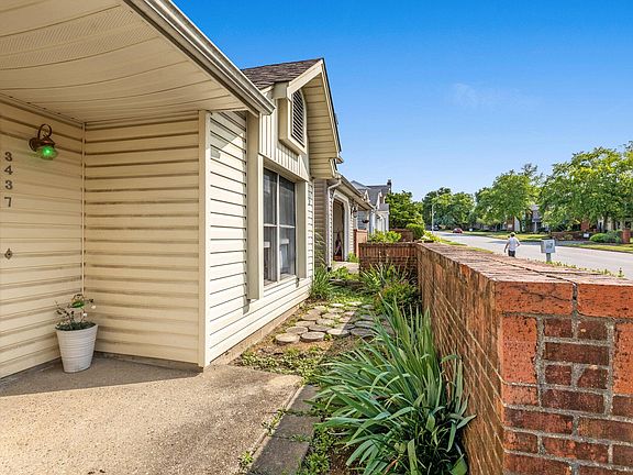 3rd image of 3437 Laredo Dr