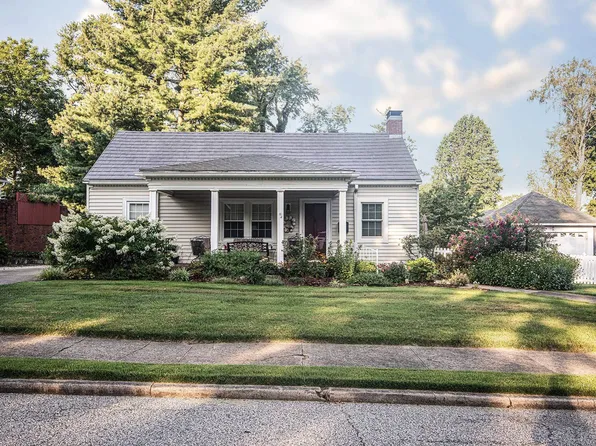 1427 Old Orchard Rd, Vincennes, IN 47591