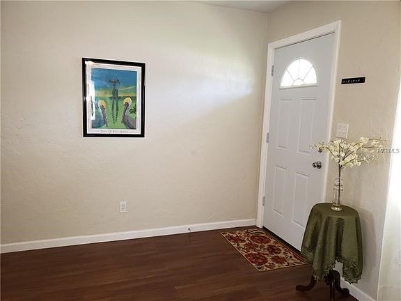 Entry to Living Room