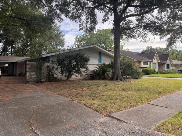 5542 Cheena Dr, Houston, TX 77096
