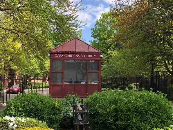 150-25 72 nd Road #1L, Kew Garden Hills, NY 11367