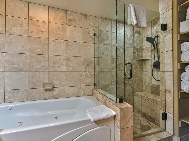 2669 Canyons Resort Dr #221A — Photo 4